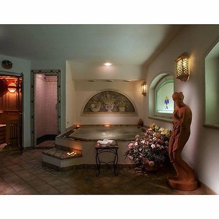 Hotel Miralago Wellness - Adults Only Molveno Exterior foto