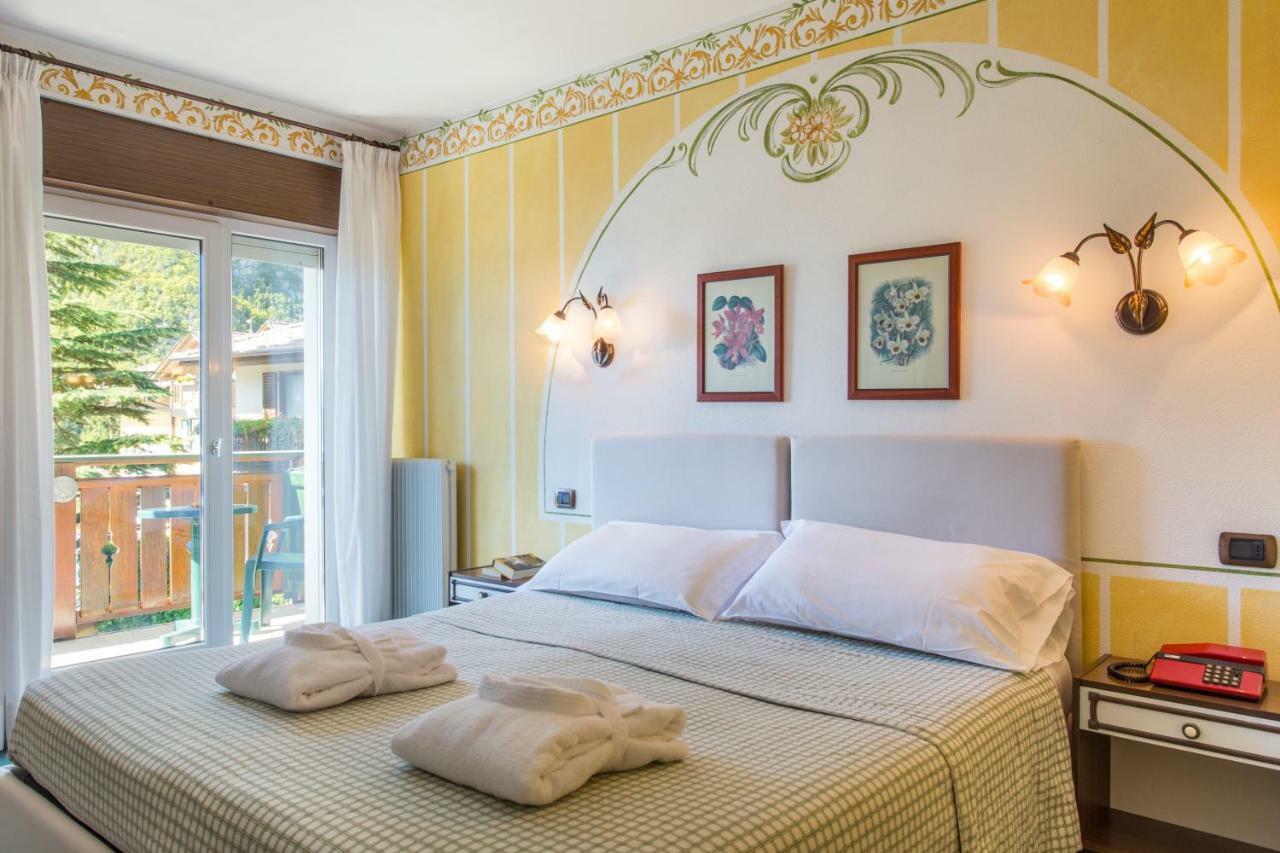 Hotel Miralago Wellness - Adults Only Molveno Exterior foto